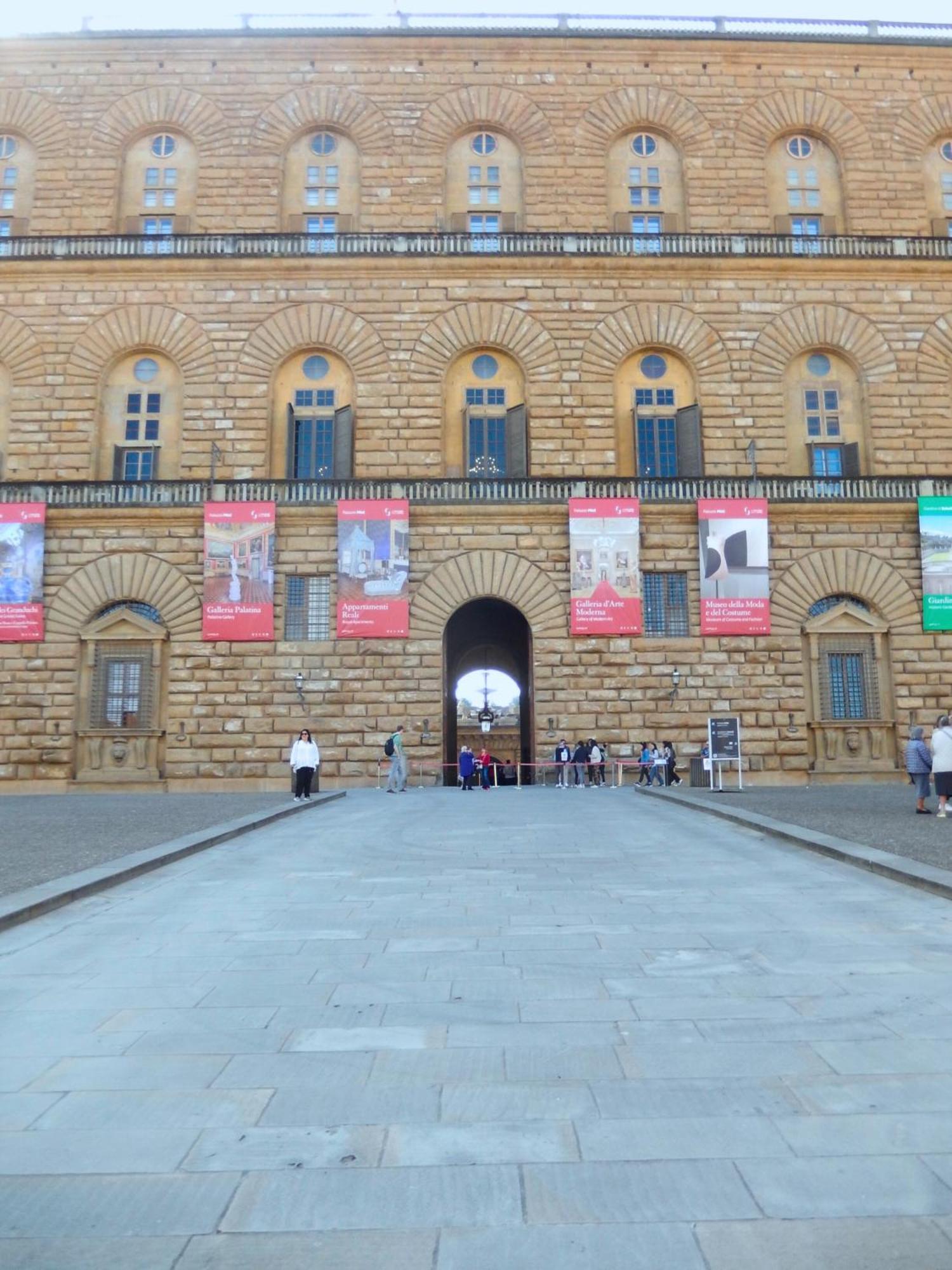 Panoramic View 2 Pitti Palace Close 2Ponte Vecchio ฟลอเรนซ์ ภายนอก รูปภาพ